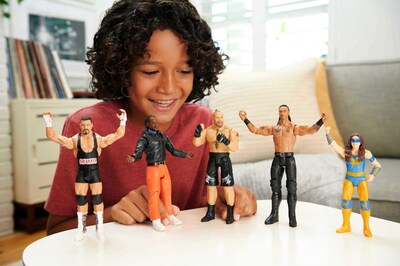Foto 2 | Figura De Acción Mattel Wwe Reggie Basic 10 Points Articulation - Venta Internacional.