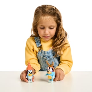 Foto 4 | Figura De Juguete Bluey Bandit (papá), Paquete De 2 Con Accesorios De 6,35 Cm - Venta Internacional.