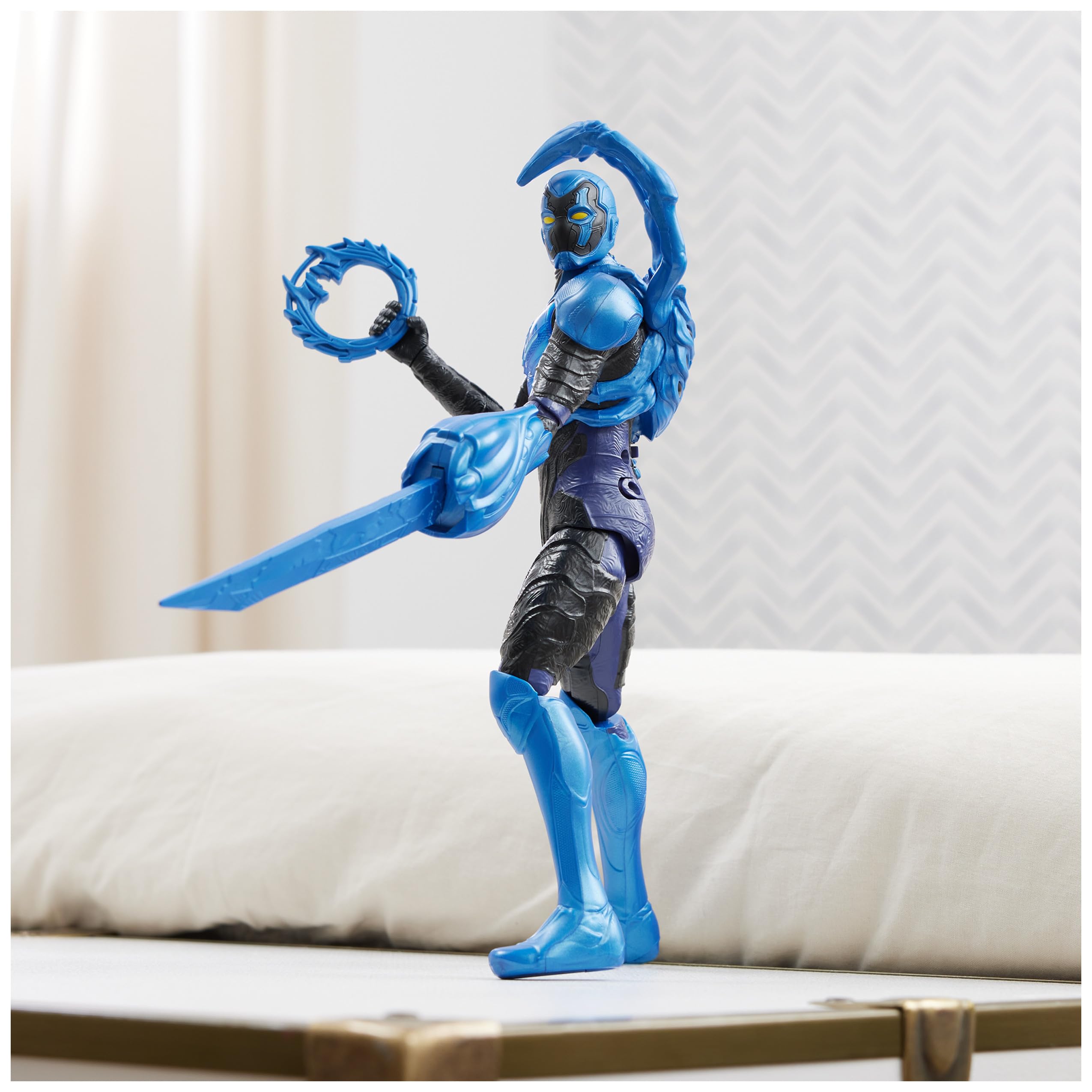 Foto 8 pulgar | Figura De Acción Dc Comics Battle-mode Blue Beetle De 30 Cm Con Acc - Venta Internacional.