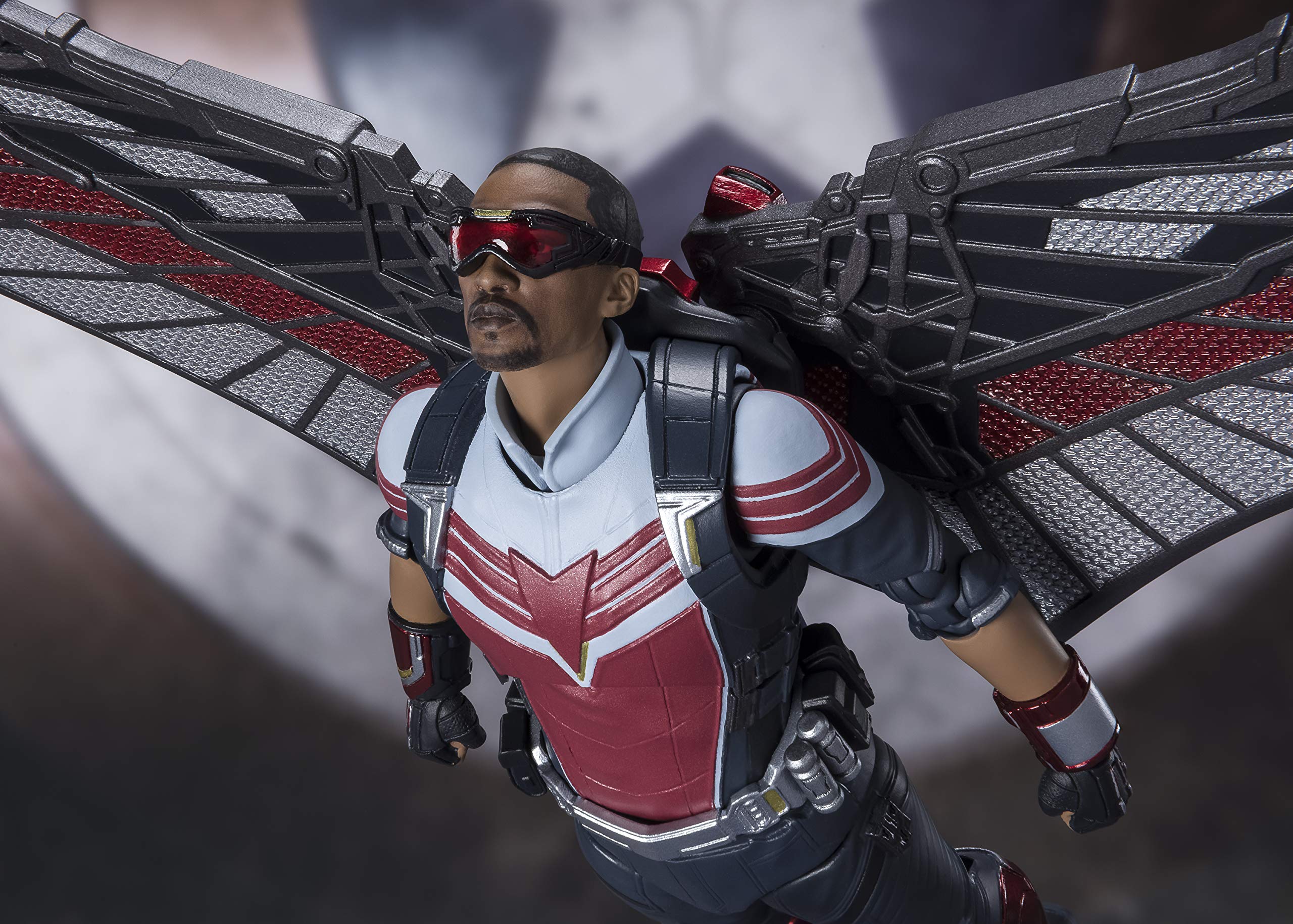 Foto 6 | Figura De Acción Tamashii Nations Falcon The Falcon And The Winter Soldier - Venta Internacional.