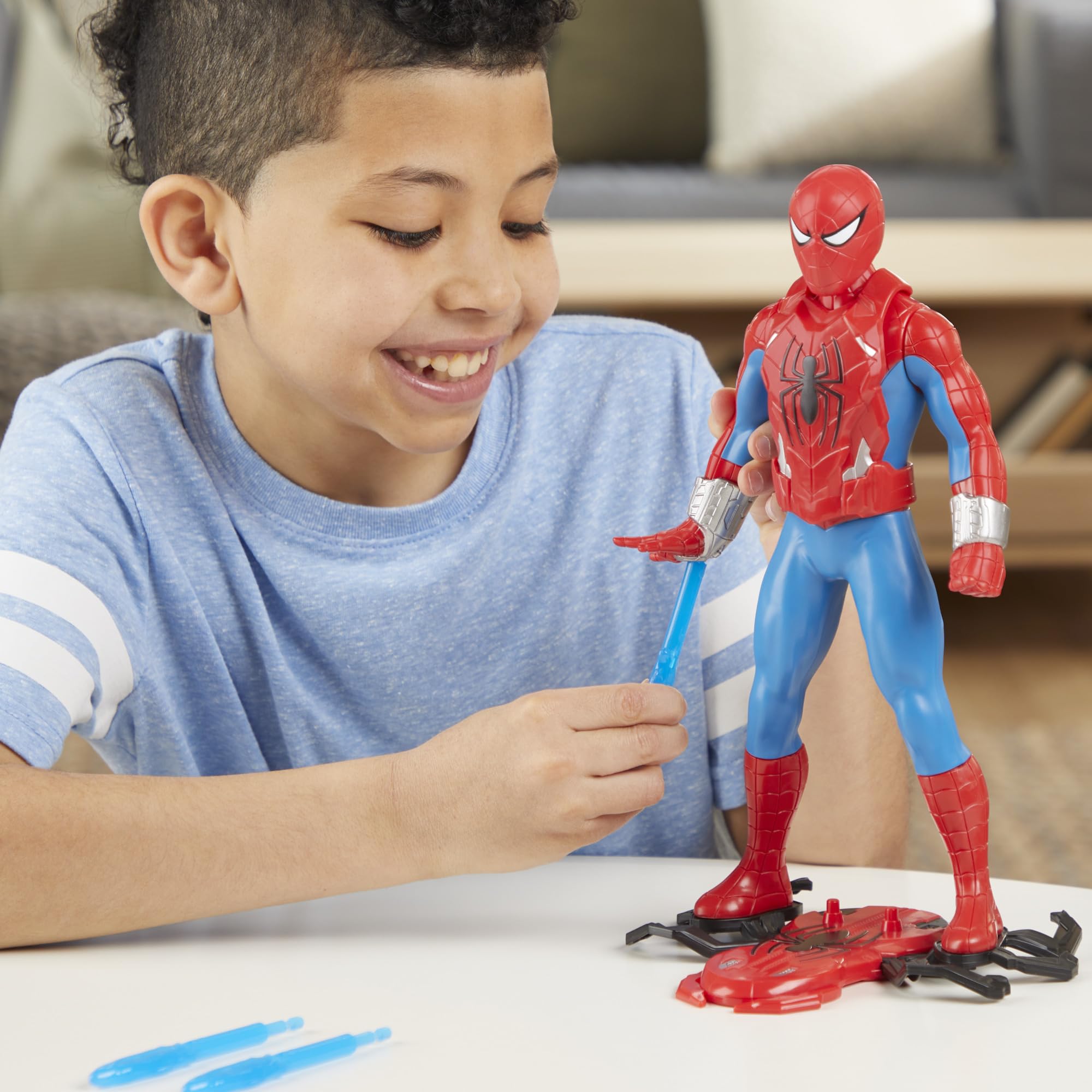 Foto 6 pulgar | Figura De Acción Marvel Spider-man Thwip Blast 27 Cm Con Acc - Venta Internacional.