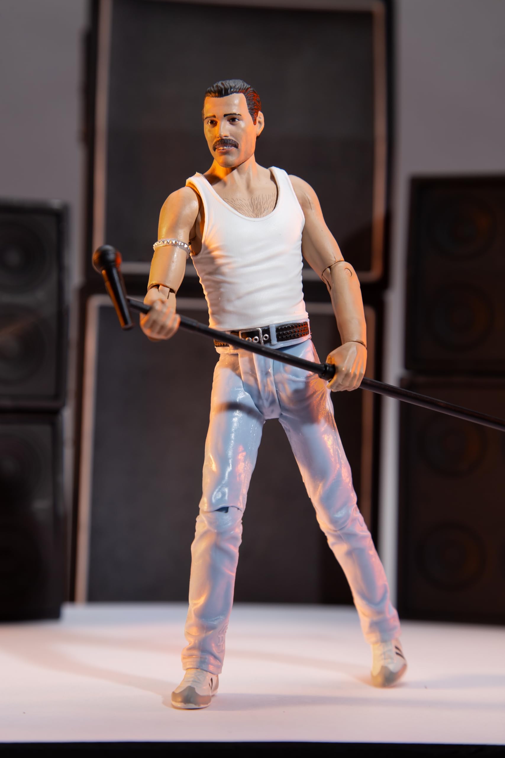 Foto 2 | Figura De Acción Mcfarlane Toys Music Maniacs Rock Freddie Merc - Venta Internacional.