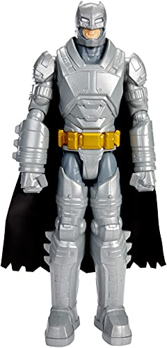 Foto 2 pulgar | Figura De Batman Con Armadura De Batman V Superman Dawn Of J - Venta Internacional.