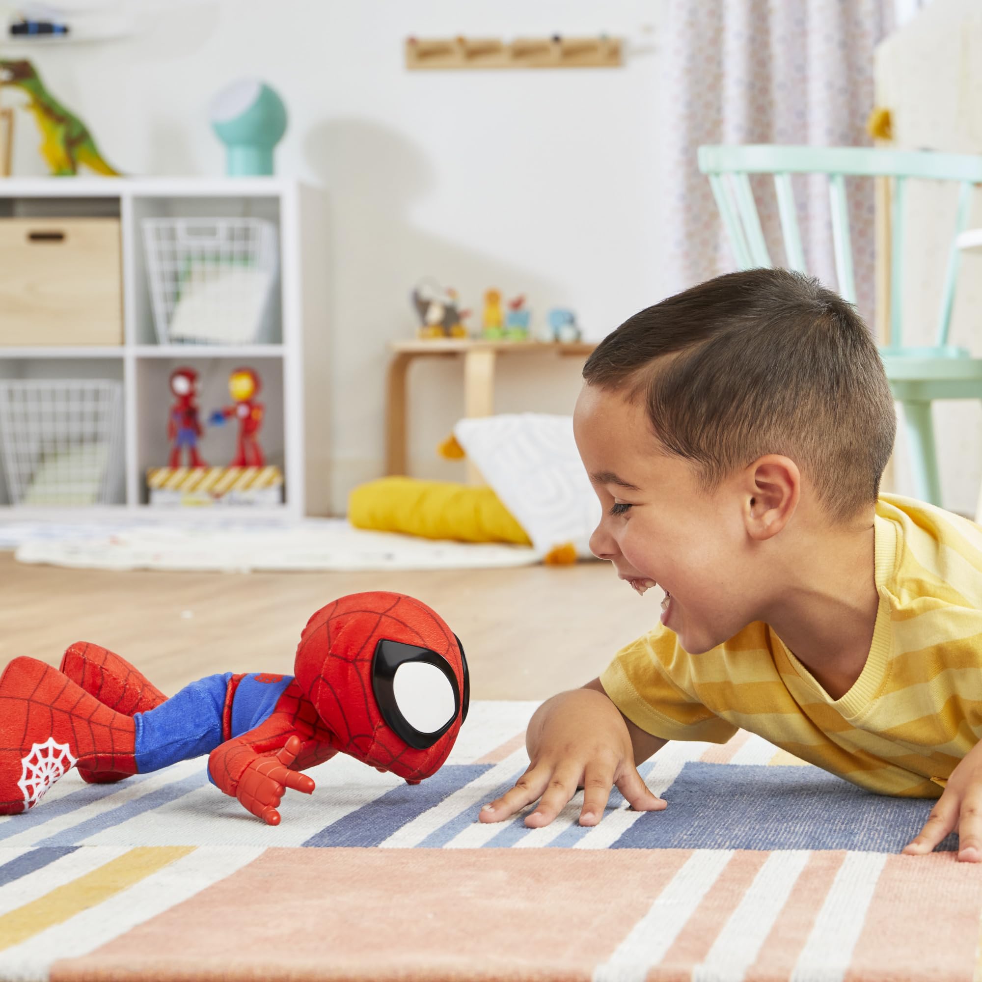 Foto 8 pulgar | Peluche Saf Dance N Crawl Spidey Con Sonidos Y Frases - Venta Internacional.
