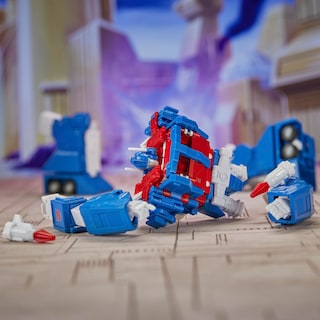 Foto 7 | Figura De Acción Transformers Studio Series Commander Ultra Mag - Venta Internacional.