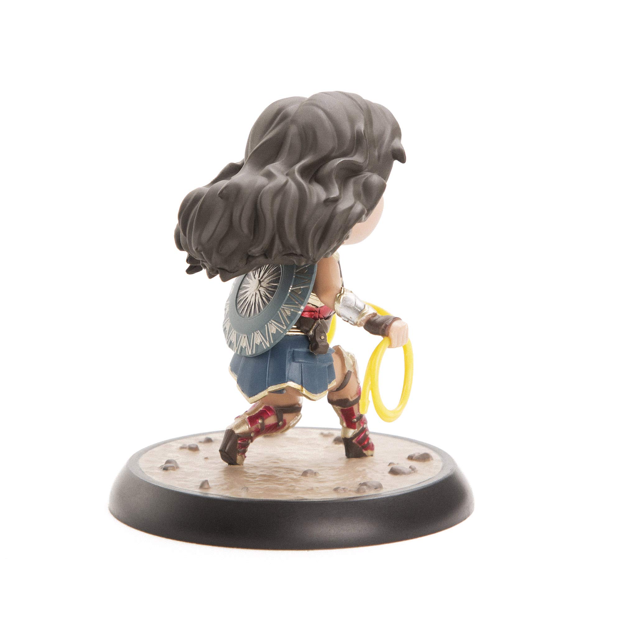 Foto 5 | Figura De Colección Qmx Wonder Woman Justice League Q-fit - Venta Internacional.