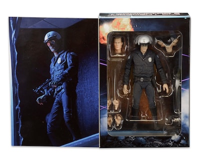 Foto 2 | Figura De Acción Neca Collectible Ultimate T-1000 Motorcycle Cop - Venta Internacional.