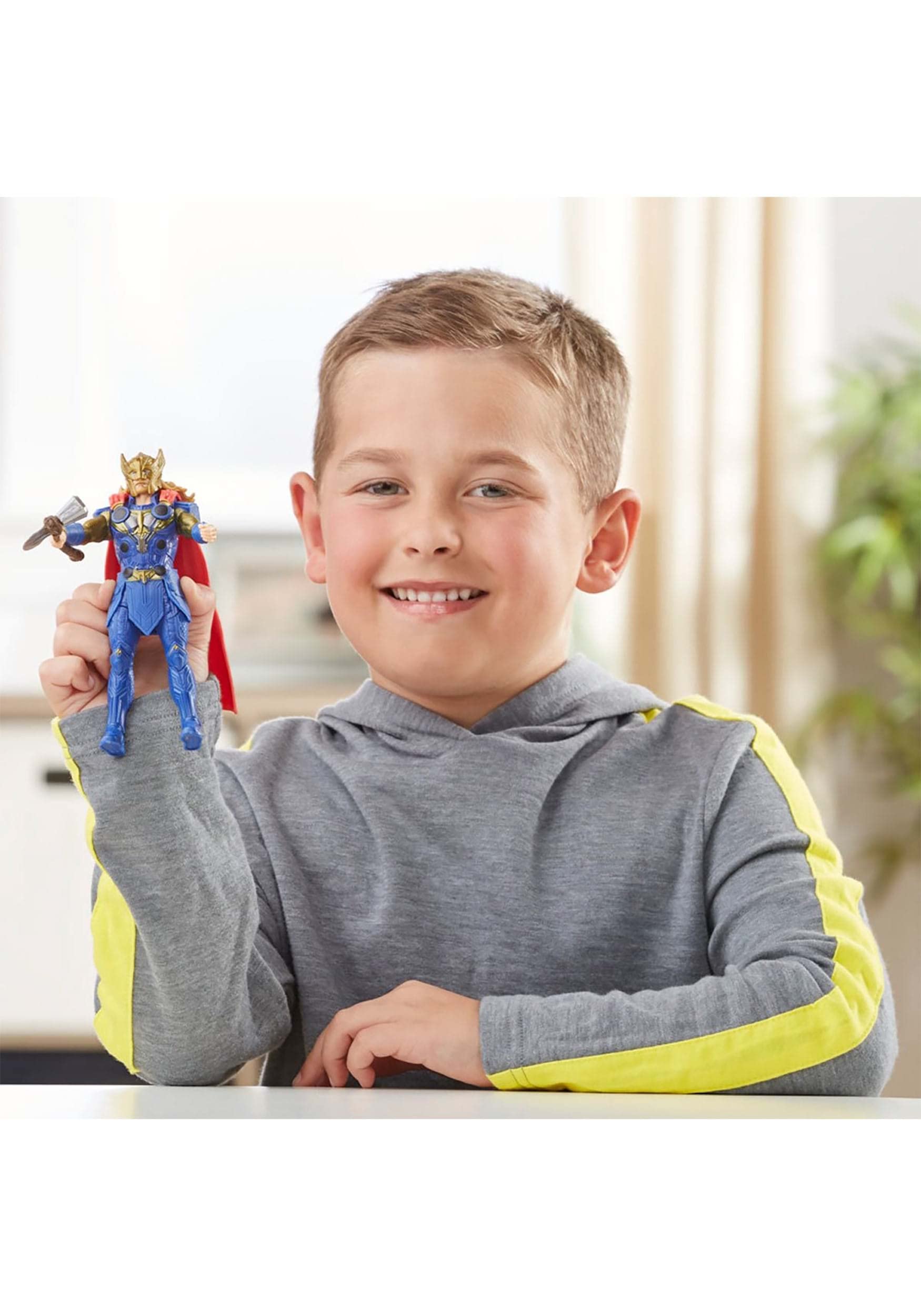 Foto 2 | Figura De Acción Marvel Studios Thor Love And Thunder 15 Cm - Venta Internacional.