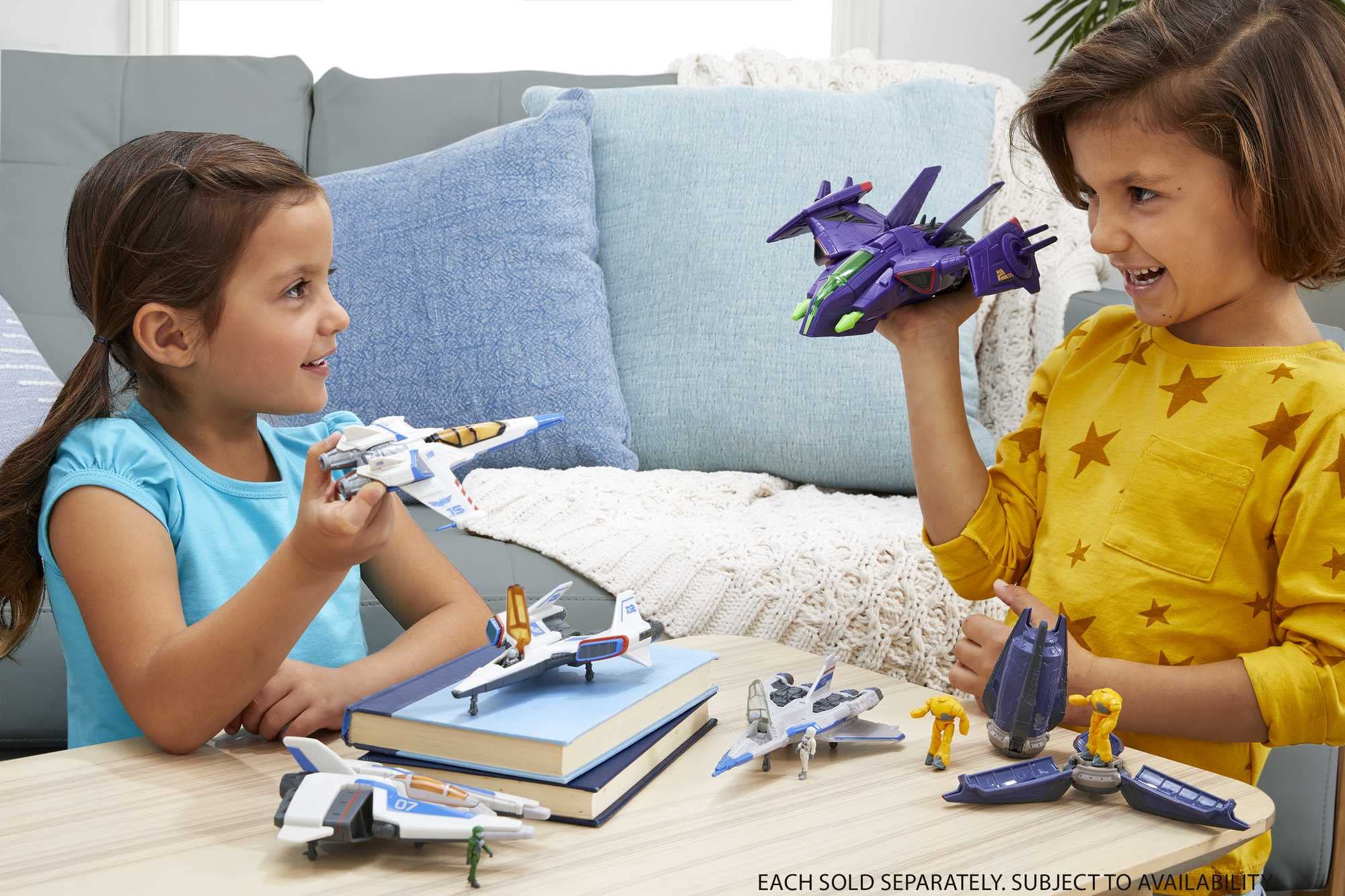 Foto 3 pulgar | Set De Juguetes Mattel Disney Pixar Lightyear Hyperspeed Series - Venta Internacional.