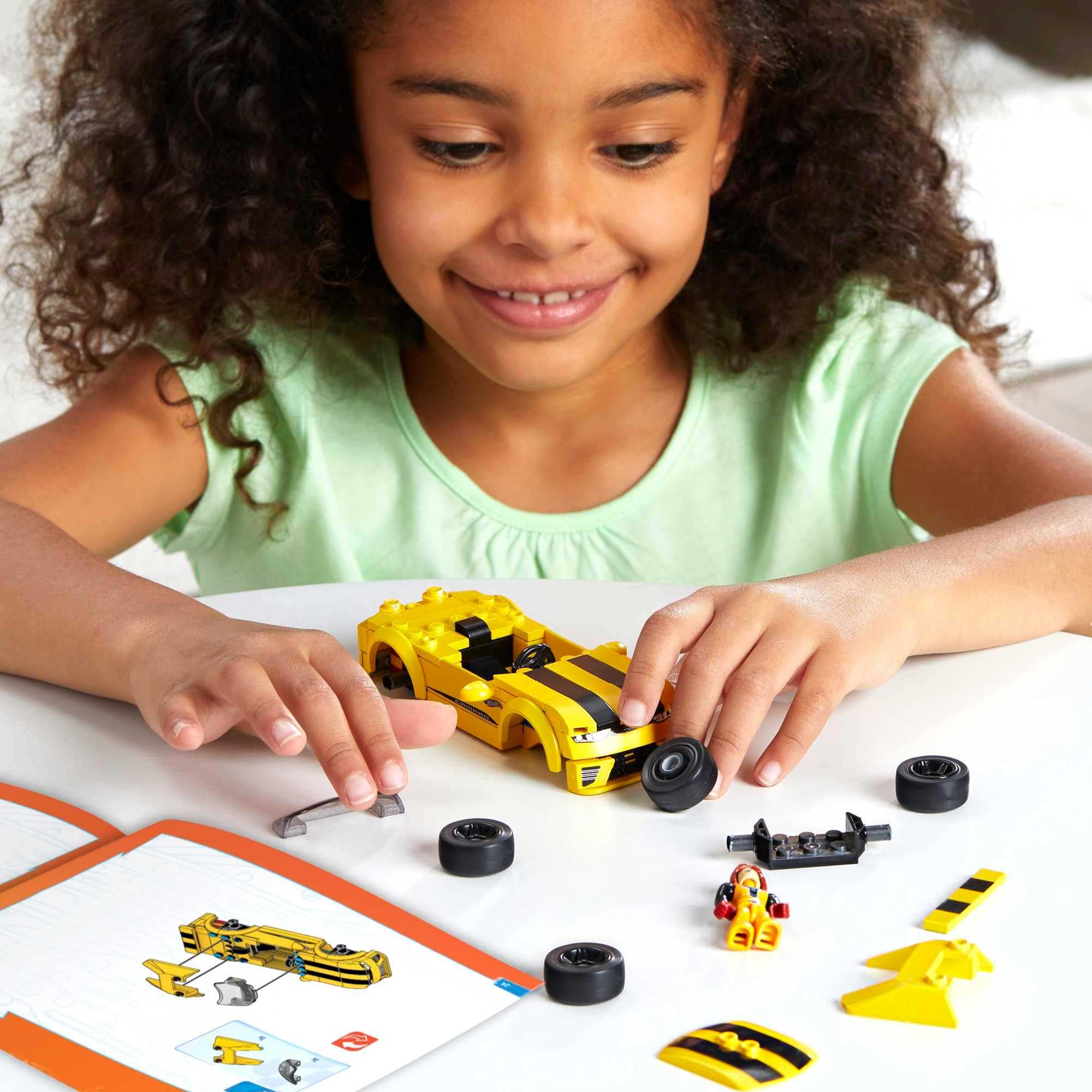 Foto 4 pulgar | Set De Juego Para Construir Coches De Carreras Mega Hot Wheels 17 Camaro - Venta Internacional.
