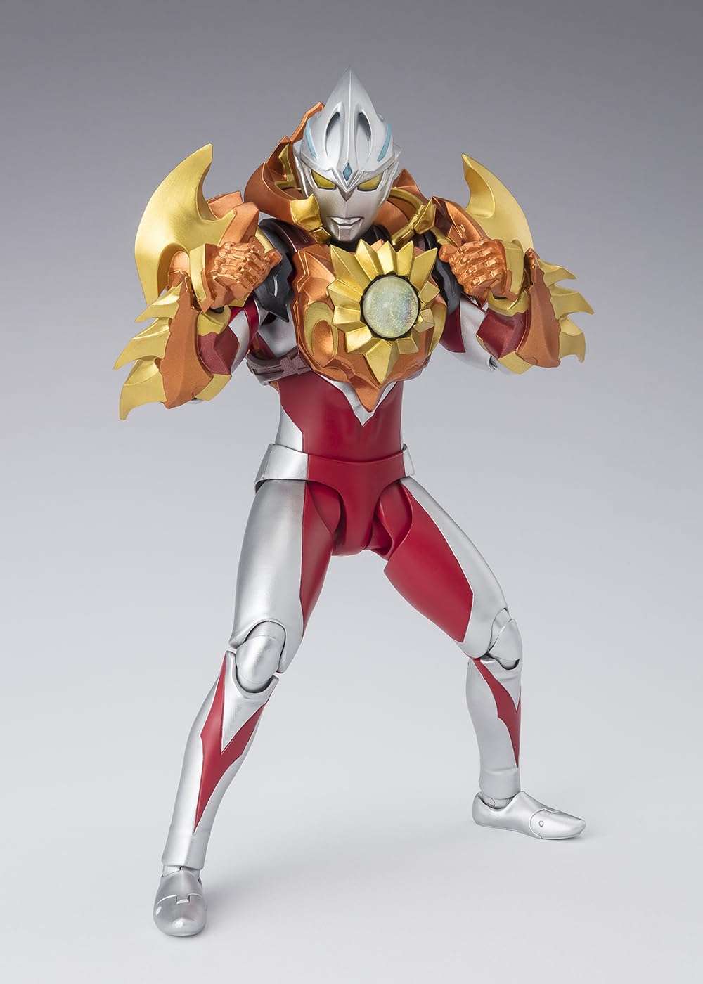 Foto 3 pulgar | Figura De Acción Tamashii Nations Ultraman Arc Solis Armor - Venta Internacional.