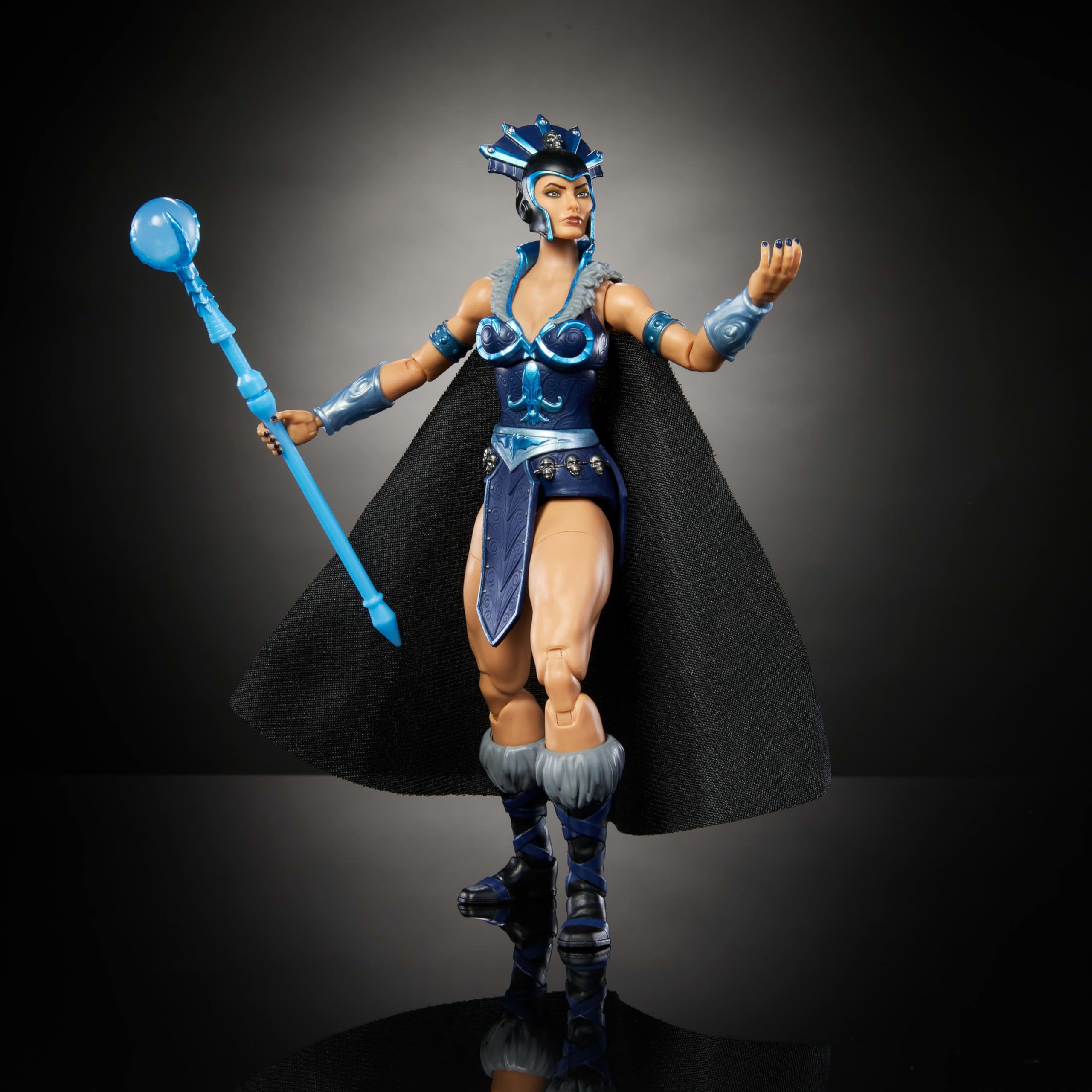 Foto 3 pulgar | Figura De Acción Masters Of The Universe Masterverse Evil-lyn - Venta Internacional.