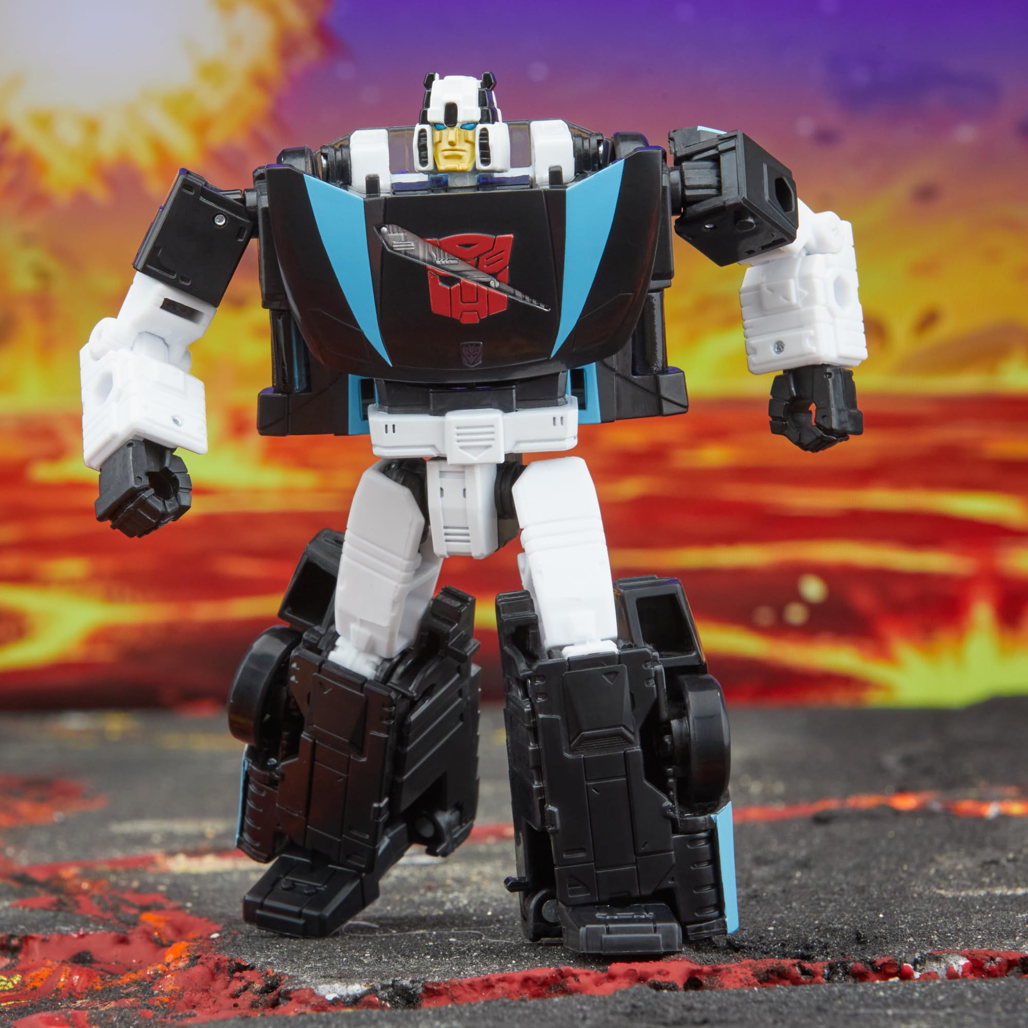 Foto 4 pulgar | Figura De Acción Transformers Legacy Deluxe Wheeljack 14 Cm - Venta Internacional.