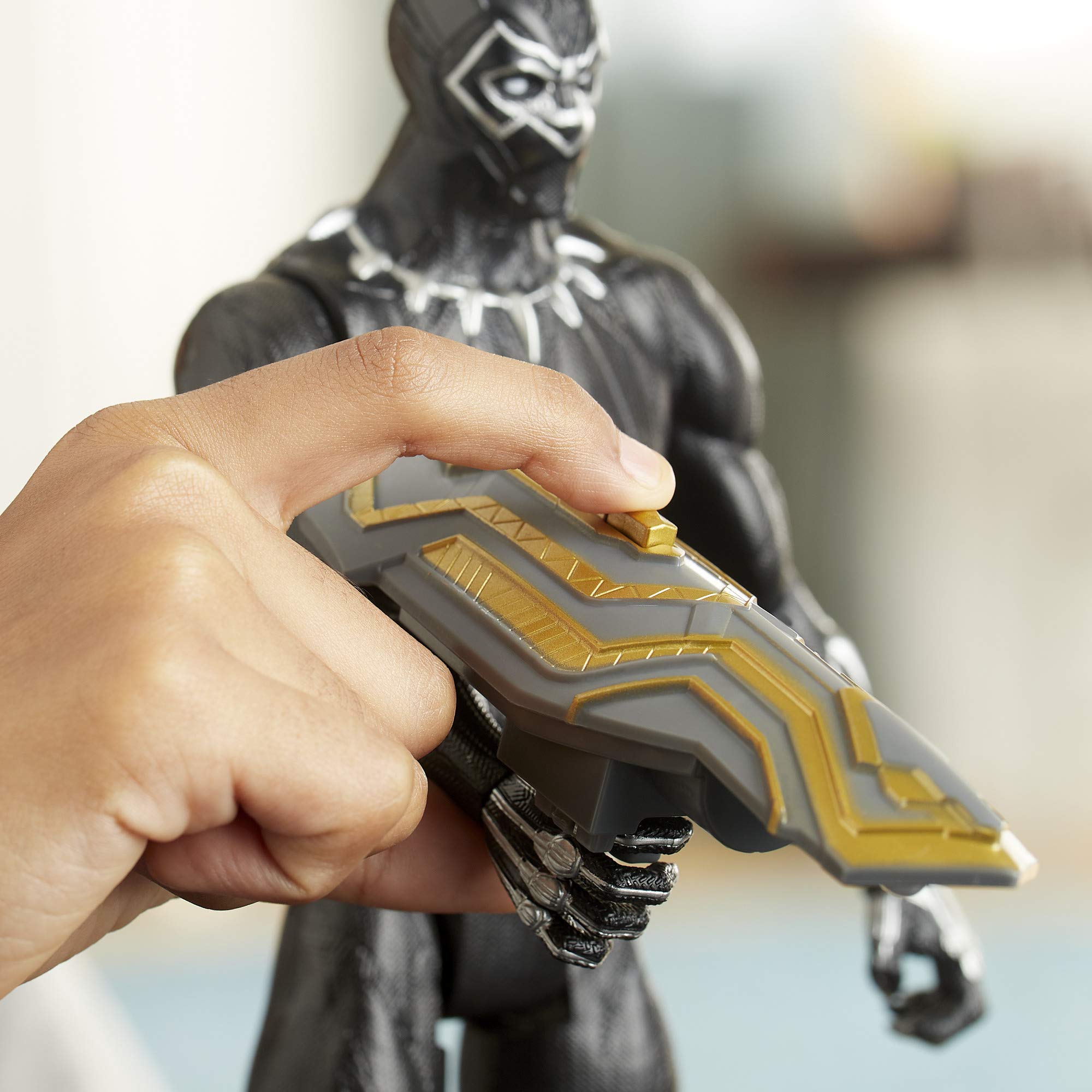 Foto 4 pulgar | Figura De Acción Marvel Avengers Titan Hero Black Panther 30 Cm - Venta Internacional.