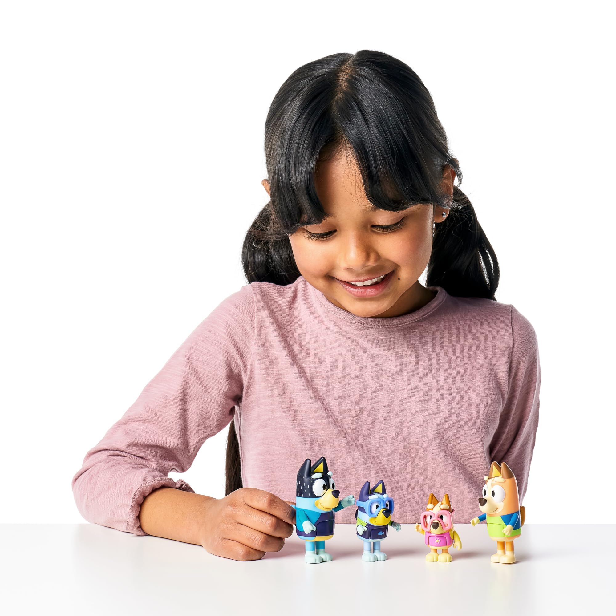 Foto 3 | Paquete De 4 Figuras Bluey Family Beach Day Con Bingo, Bandit Y Chilli - Venta Internacional.