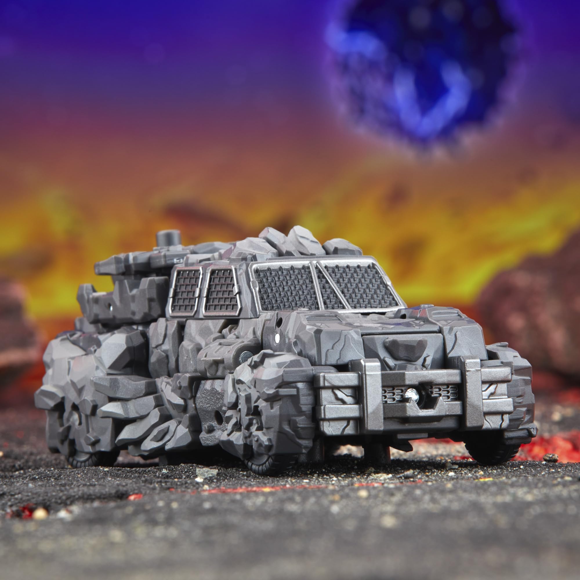 Foto 5 | Figura De Acción Transformers Legacy United Infernac 14 Cm - Venta Internacional.