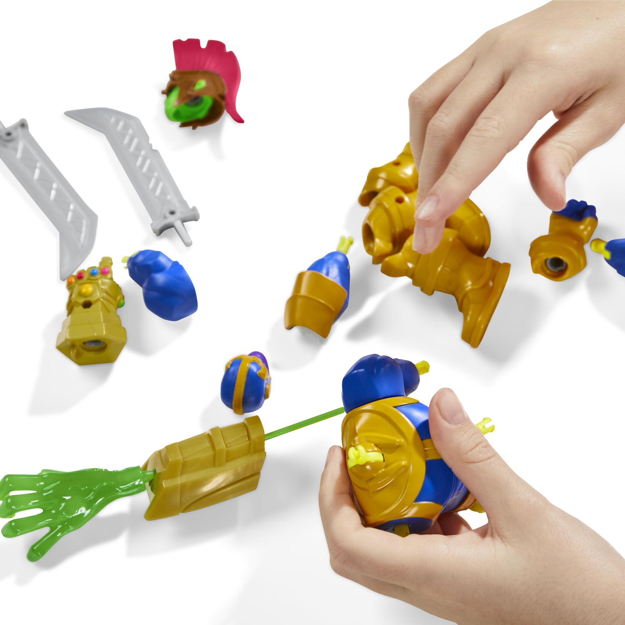 Foto 4 pulgar | Figura De Acción Avengers Marvel Mixmashers Thanos De 13 Cm Con Acc - Venta Internacional.