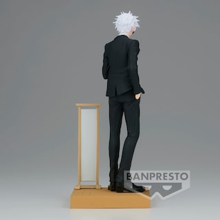 Foto 4 | Figura De Diorama Banpresto Jujutsu Kaisen Satoru Gojo Suit Ver. - Venta Internacional.
