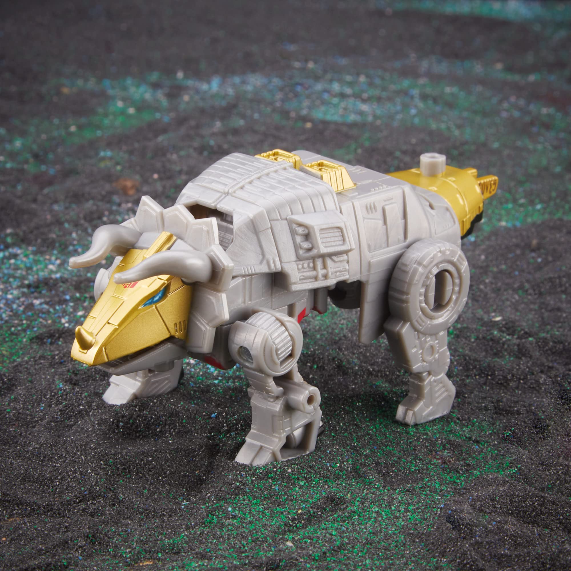 Foto 2 | Figura De Acción Transformers Legacy Evolution Dinobot Slug - Venta Internacional.