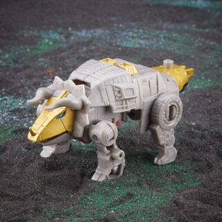 Foto 2 | Figura De Acción Transformers Legacy Evolution Dinobot Slug - Venta Internacional.