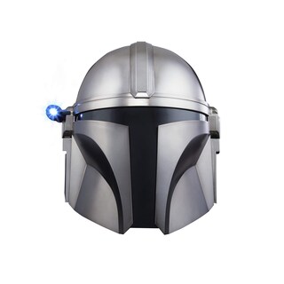 Foto 1 | Casco Star Wars The Black Series The Mandalorian Electronic - Venta Internacional.