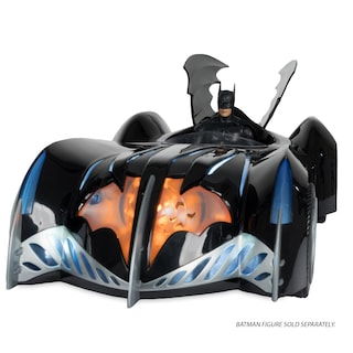 Foto 2 | Vehículo De Juguete Mcfarlane Toys Dc Multiverse Batmobile Con Luz - Venta Internacional.