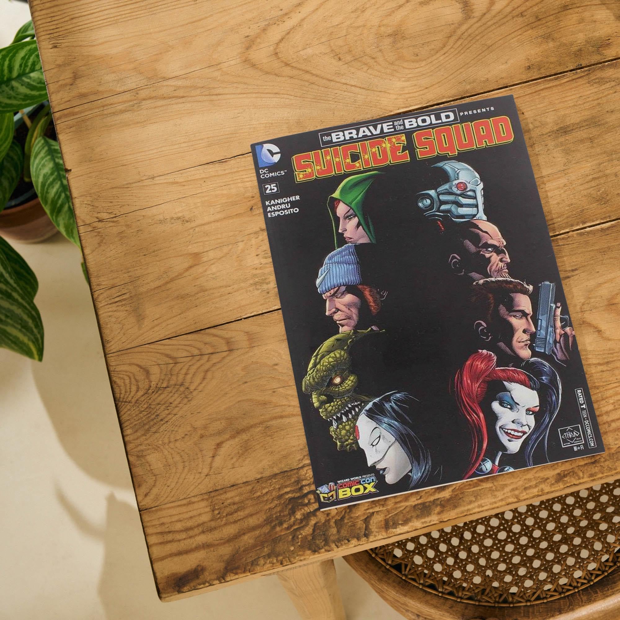 Foto 4 pulgar | Cómic Toynk Dc Comics Suicide Squad #25 Portada A Color - Venta Internacional.