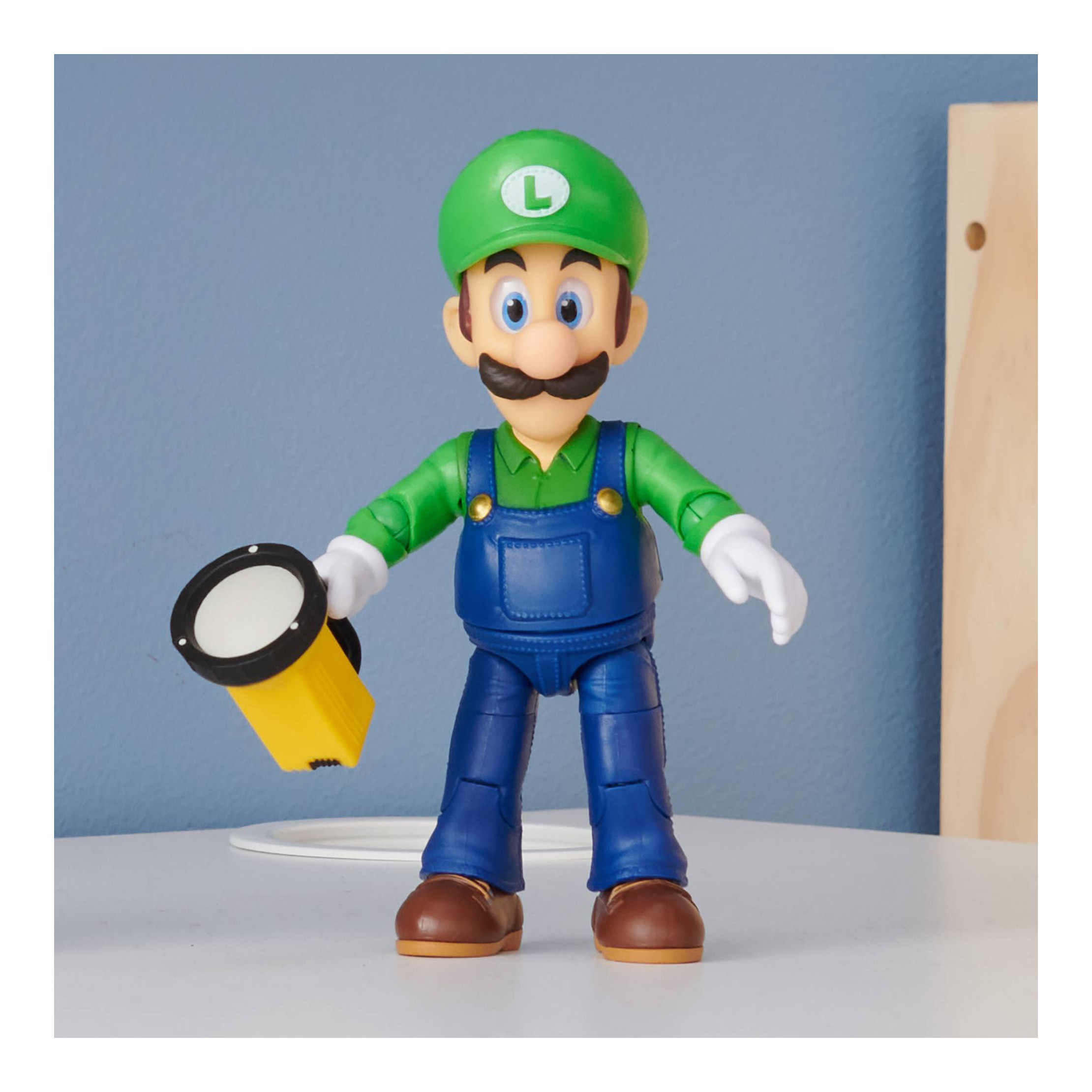 Foto 5 pulgar | Figura Nintendo Luigi Multicolor