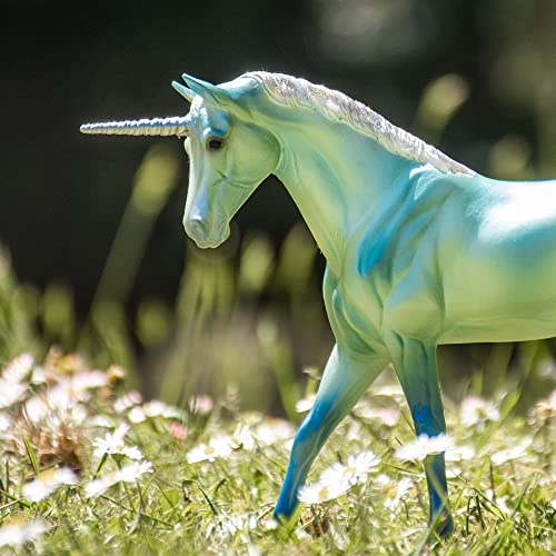Foto 5 pulgar | Venta Internacional-Figura Breyer de Unicornio