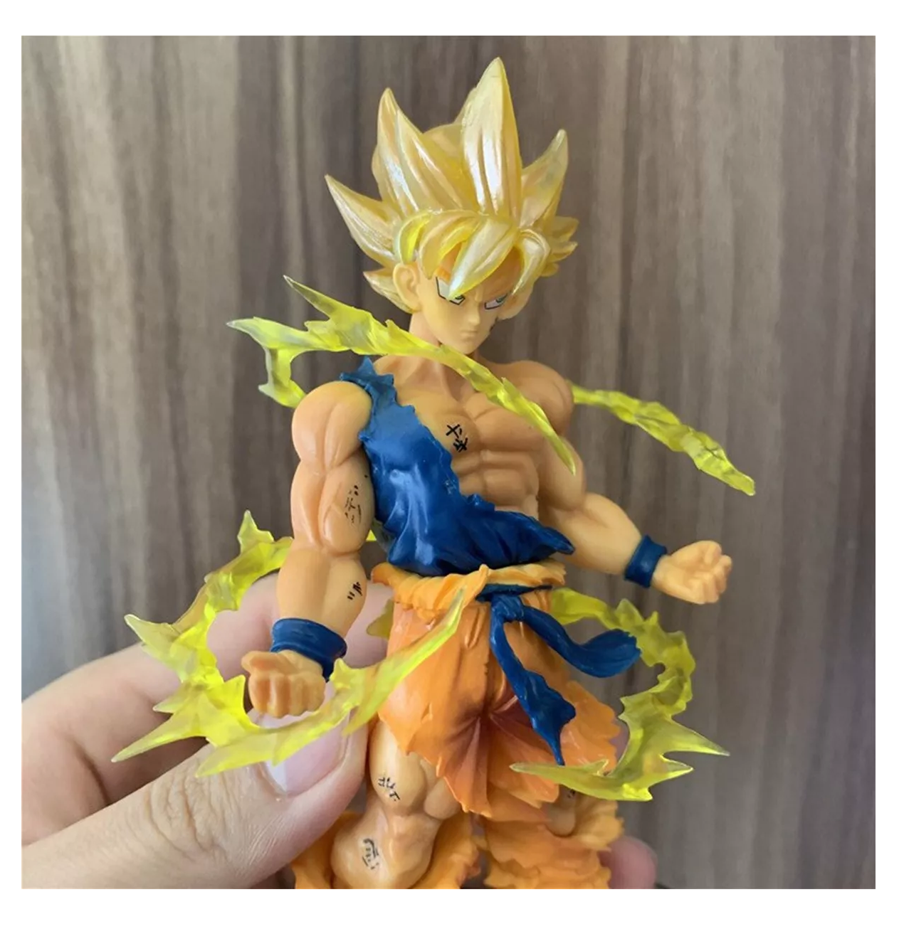 Foto 6 pulgar | Figura Foku Belug de Dragon Ball