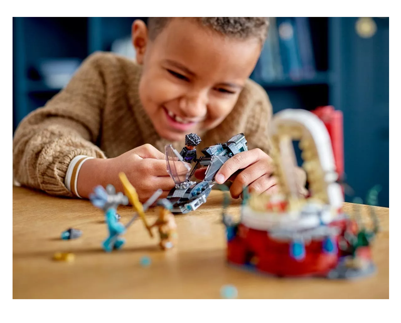 Foto 6 pulgar | Lego Wakanda Forever 76213 de 355 Piezas