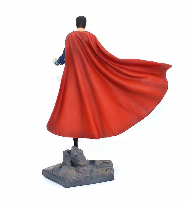 Foto 4 pulgar | Venta Internacional - Figura De Acción Superman Flying Stance De Superhéroe, 27 Cm