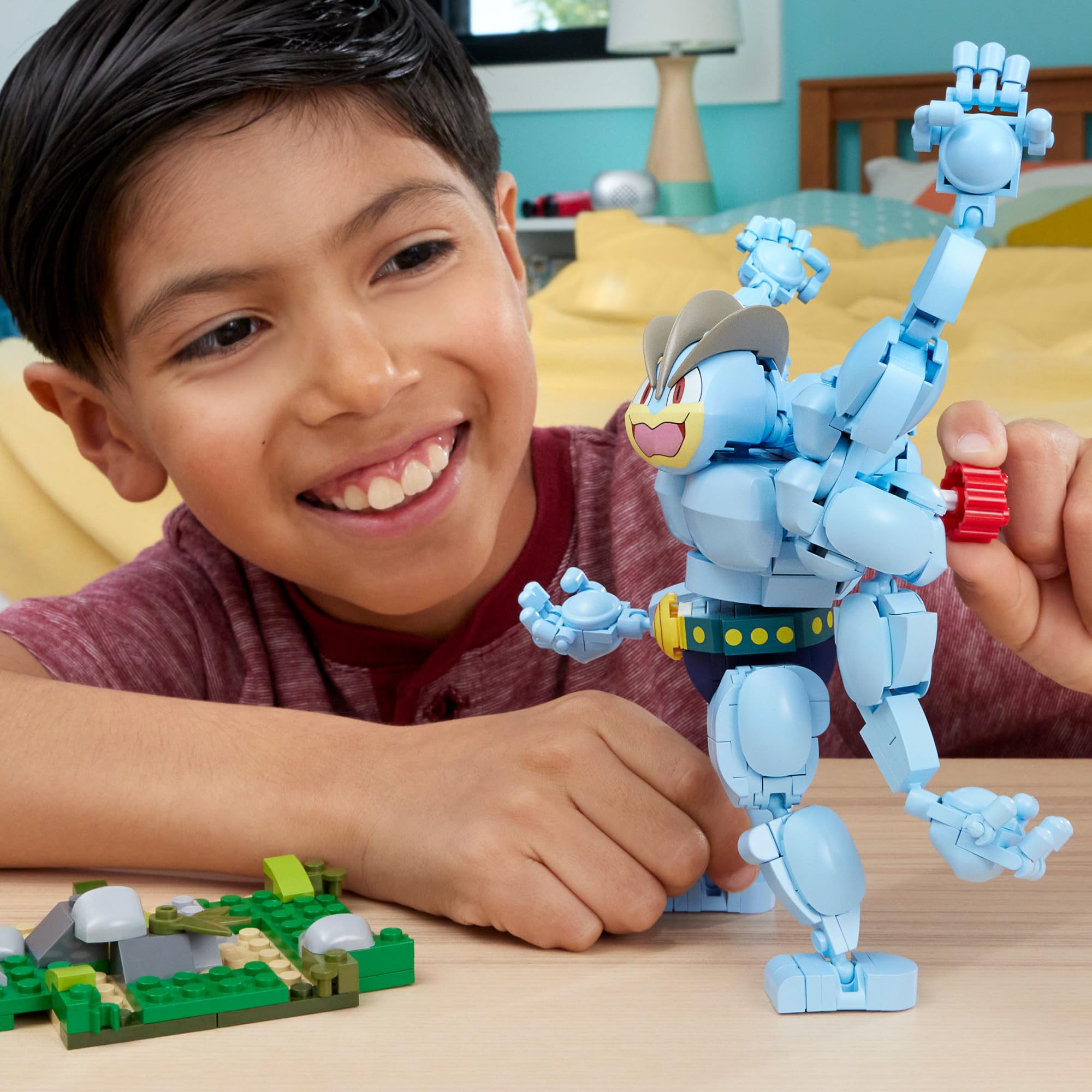 Foto 3 | Juguetes De Construcción De Figuras De Acción Mega Pokémon Machamp 399 Piezas - Venta Internacional.