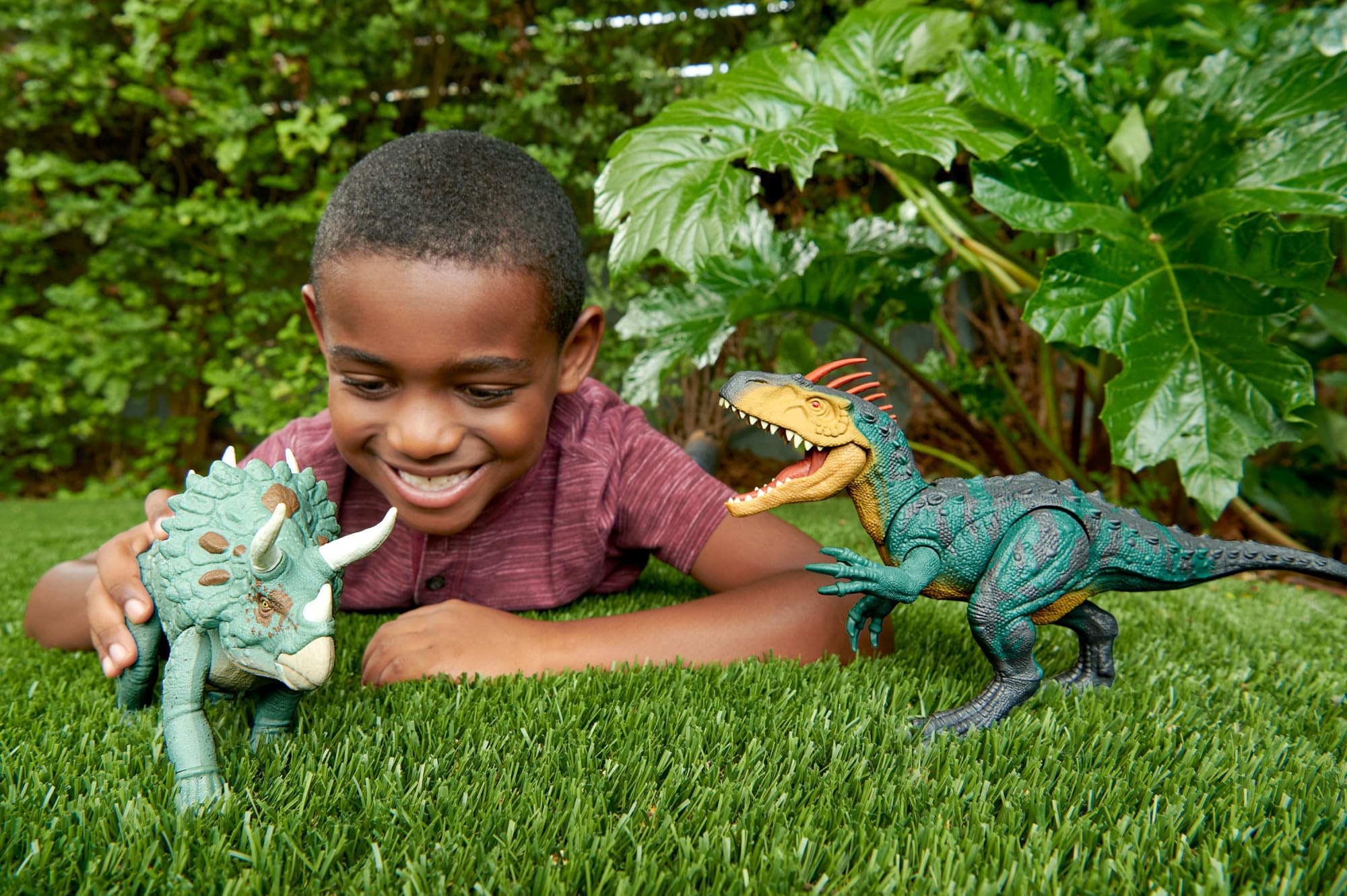Foto 2 | Figura De Acción Mattel Jurassic World Gigantic Trackers Neovenator - Venta Internacional.