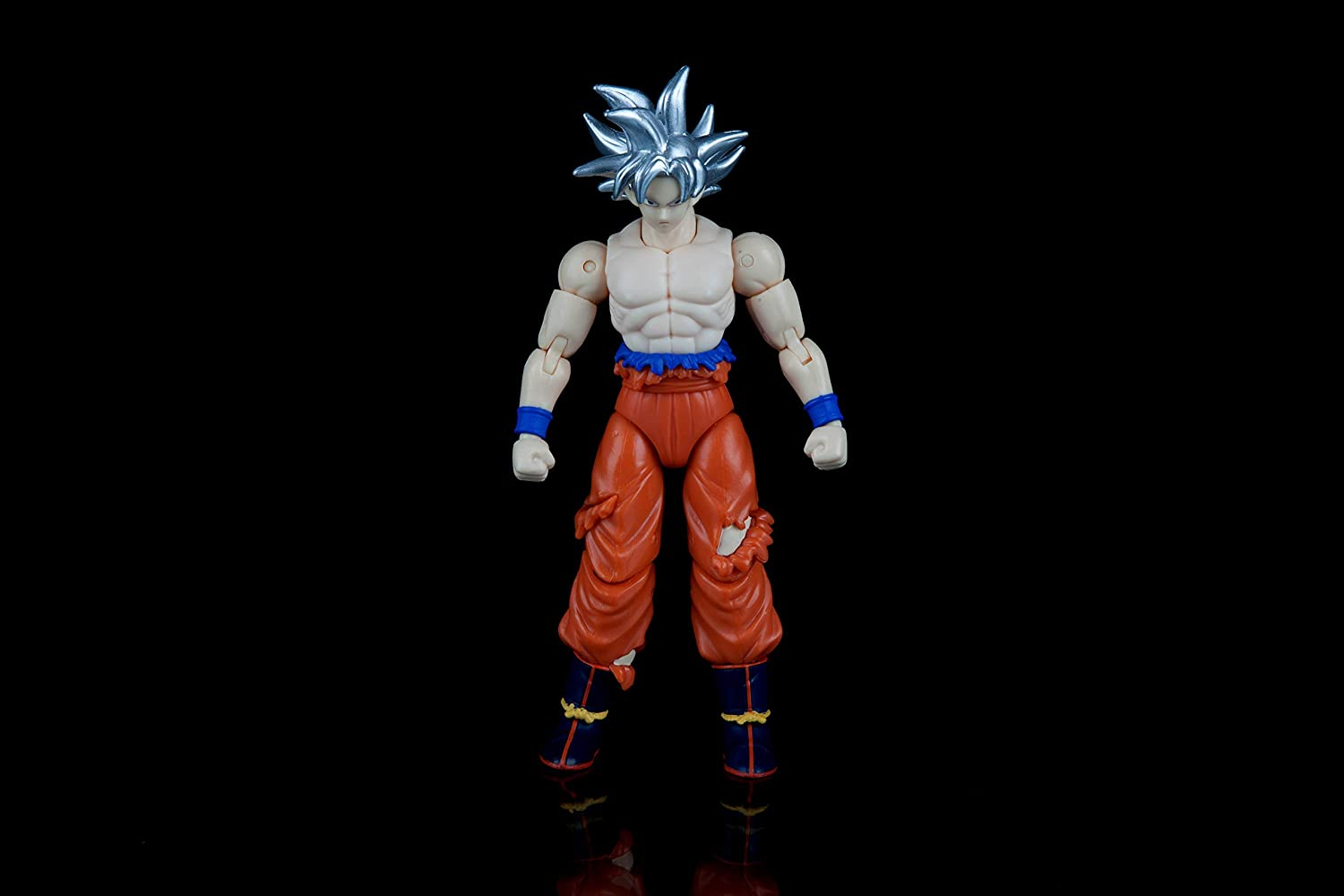 Foto 3 pulgar | Figura De Goku Super Ultra Instinct De Dragon Ball De 7 Pulgadas - Venta Internacional.