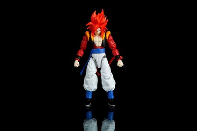 Foto 2 | Figura Dragon Ball Super de Super Saiyan Gogeta-Venta Internacional