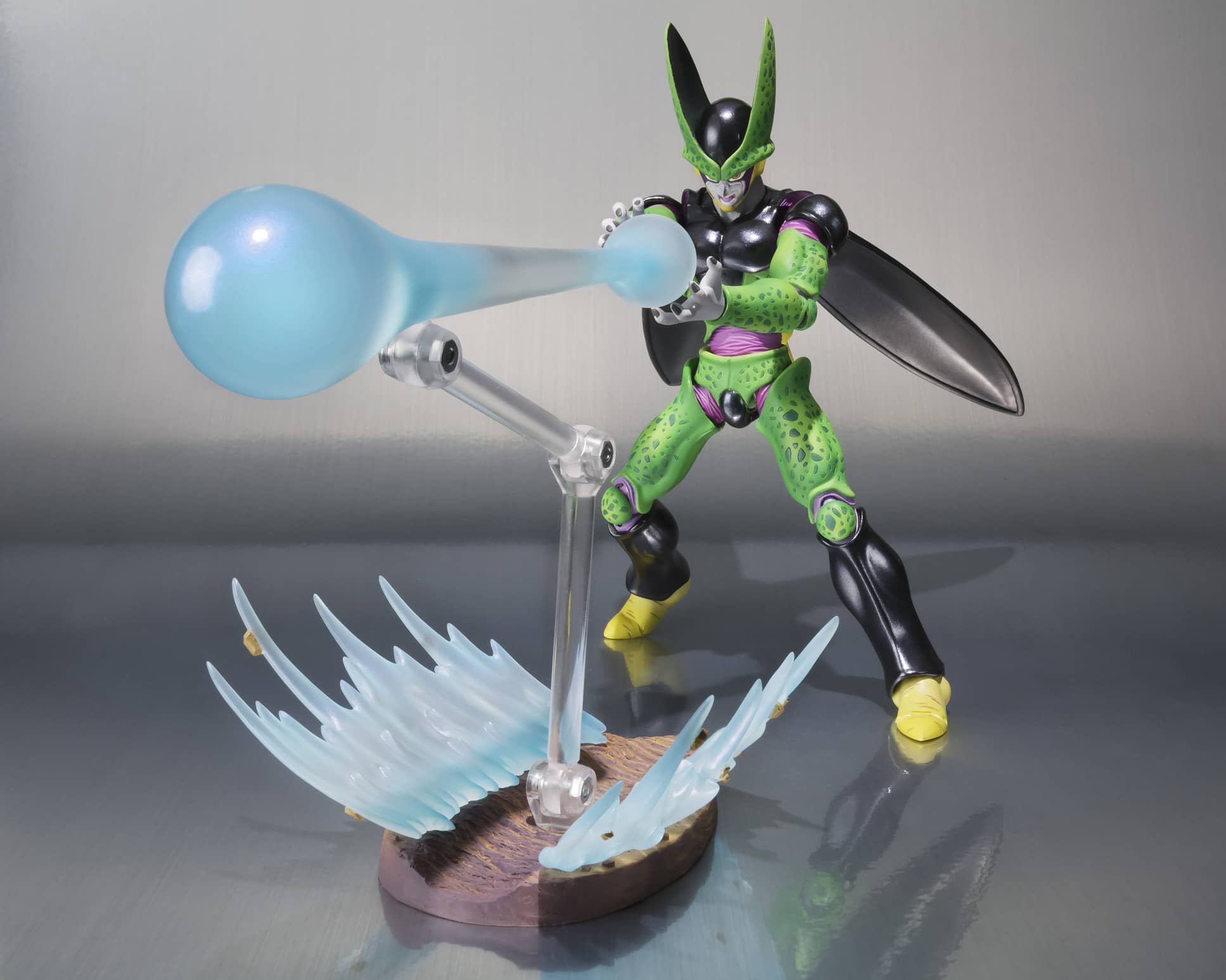 Foto 4 pulgar | Figura de Acción Bandai Tamashii Nations S.h. Figuarts Cell Dbz - Venta Internacional