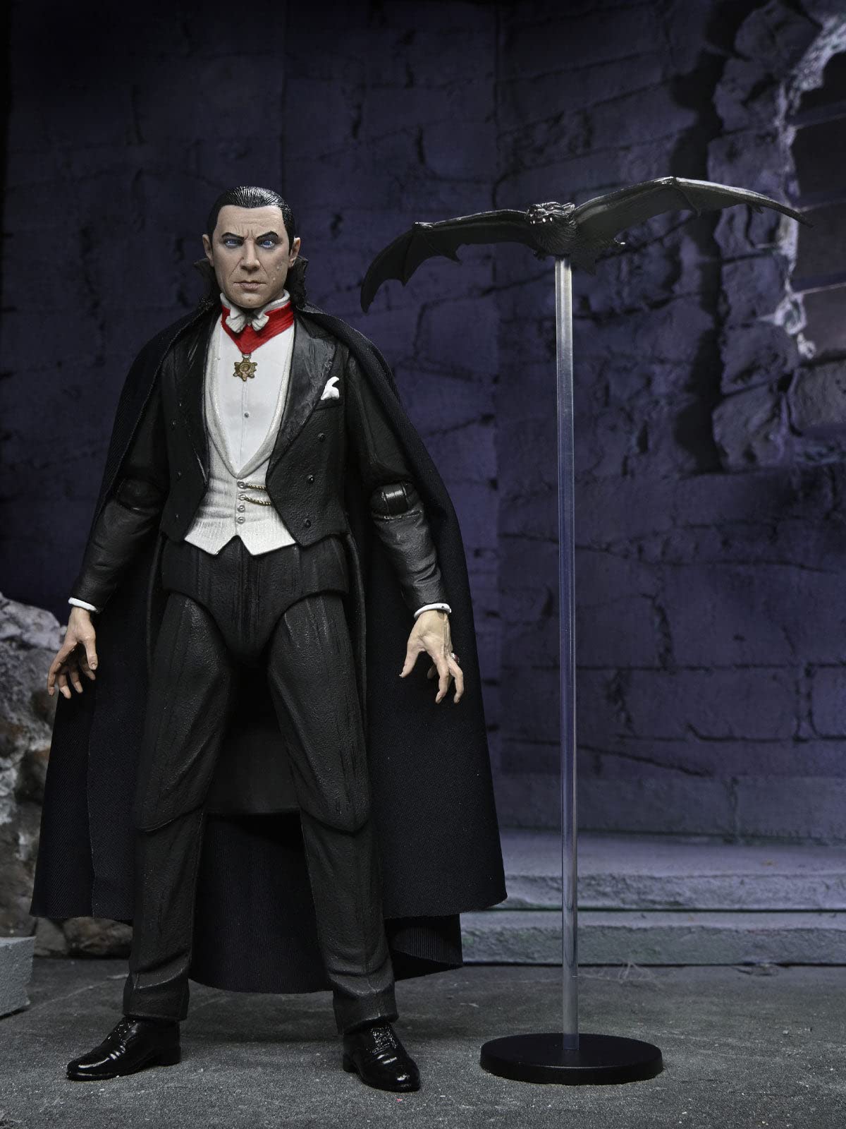 Foto 4 pulgar | Figura de Acción Neca Ultimate Drácula Universal - Venta Internacional