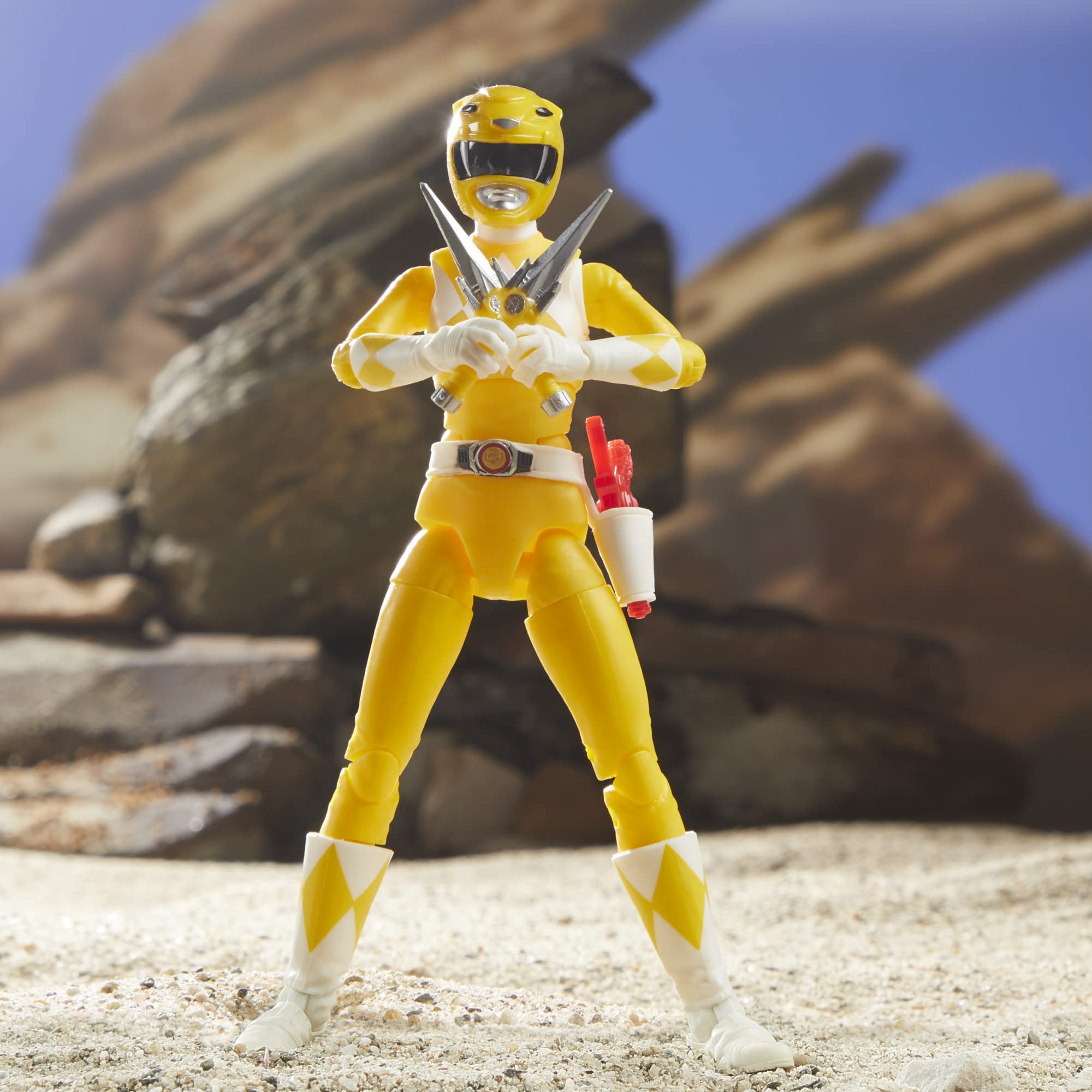 Foto 6 pulgar | Figura de Acción Power Rangers Lightning Ranger Amarilla- Venta Internacional