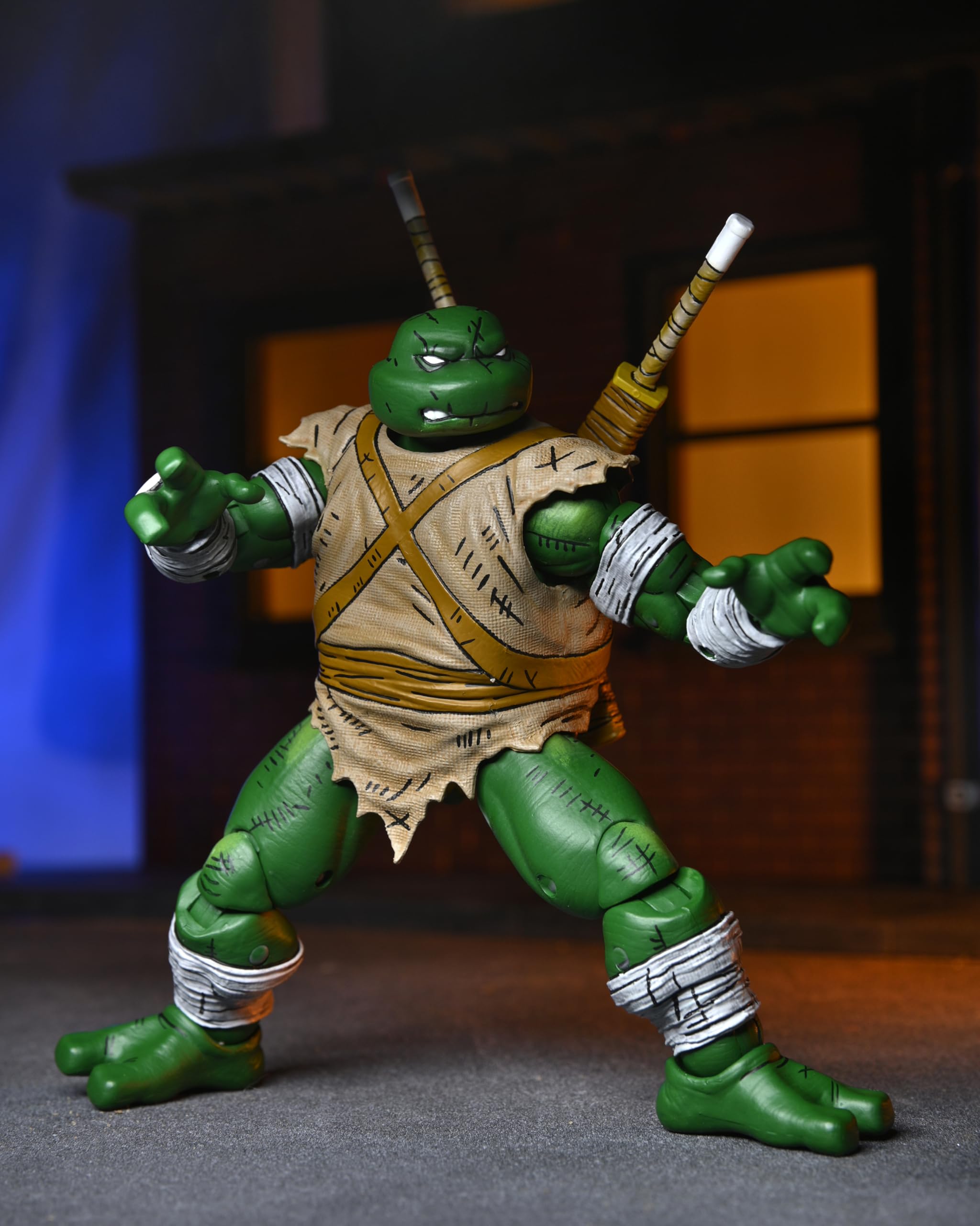 Foto 4 pulgar | Figura de Acción Neca Teenage Mutant Ninja Turtles Michelangelo - Venta Internacional