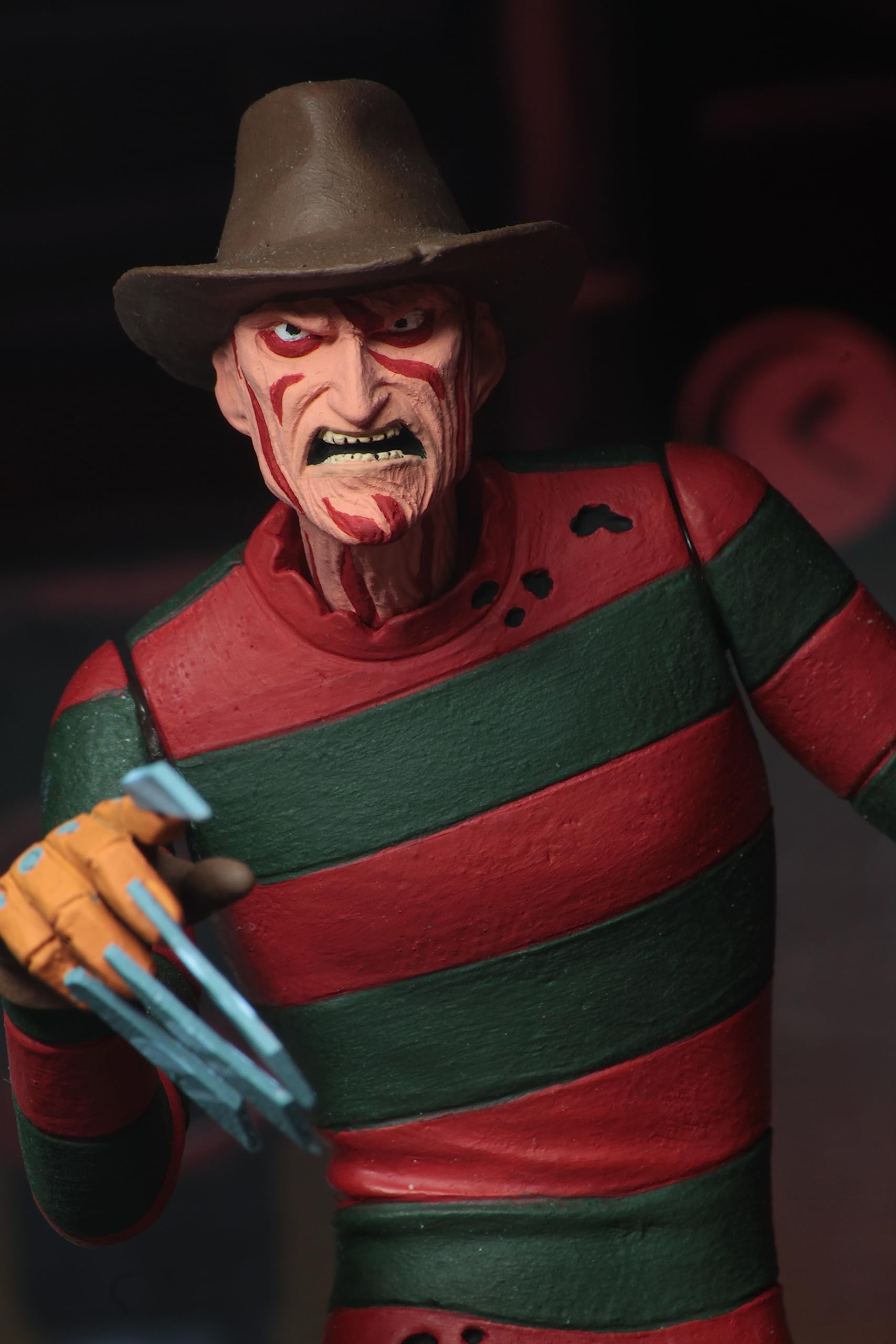 Foto 6 pulgar | Figura de Acción Neca Toony Terrors Nightmare On Elm St Freddy - Venta Internacional