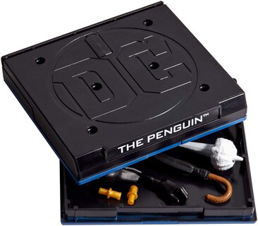 Foto 5 | Figura de Acción DC Comics Signature Collection Batman Returns The Penguin - Venta Internacional