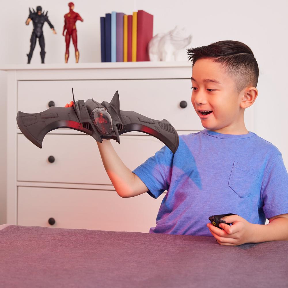 Foto 7 pulgar | Set Batwing con Figura Batman 12 Pulgadas