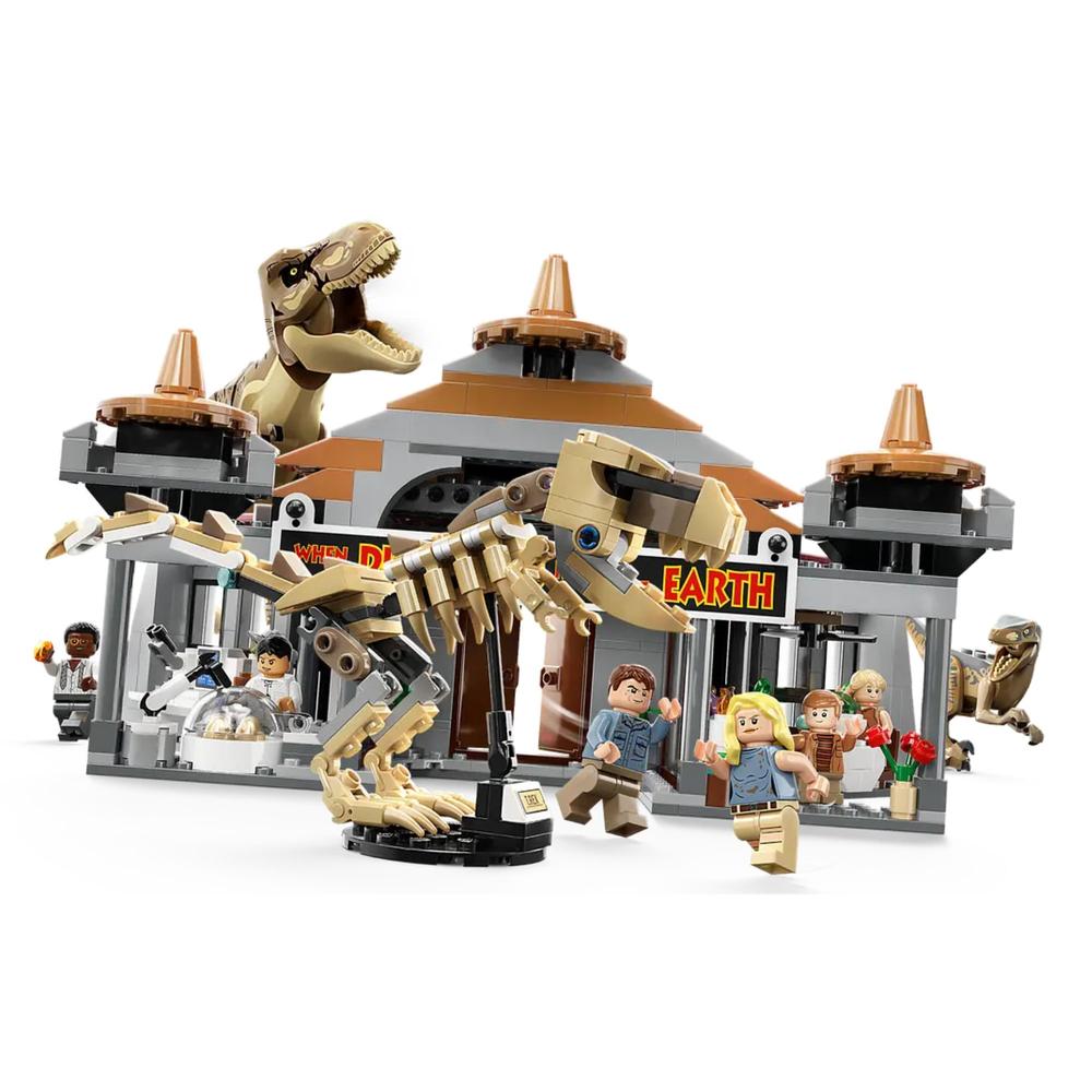 Foto 4 pulgar | Lego Jurassic World Centro Visitantes T Rex Y Ataque Del Raptor 76961 de 693 Piezas