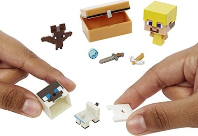 Foto 2 | Set De Figuras Mattel Minecraft Mob Head Minis Cave Explorer - Venta Internacional.