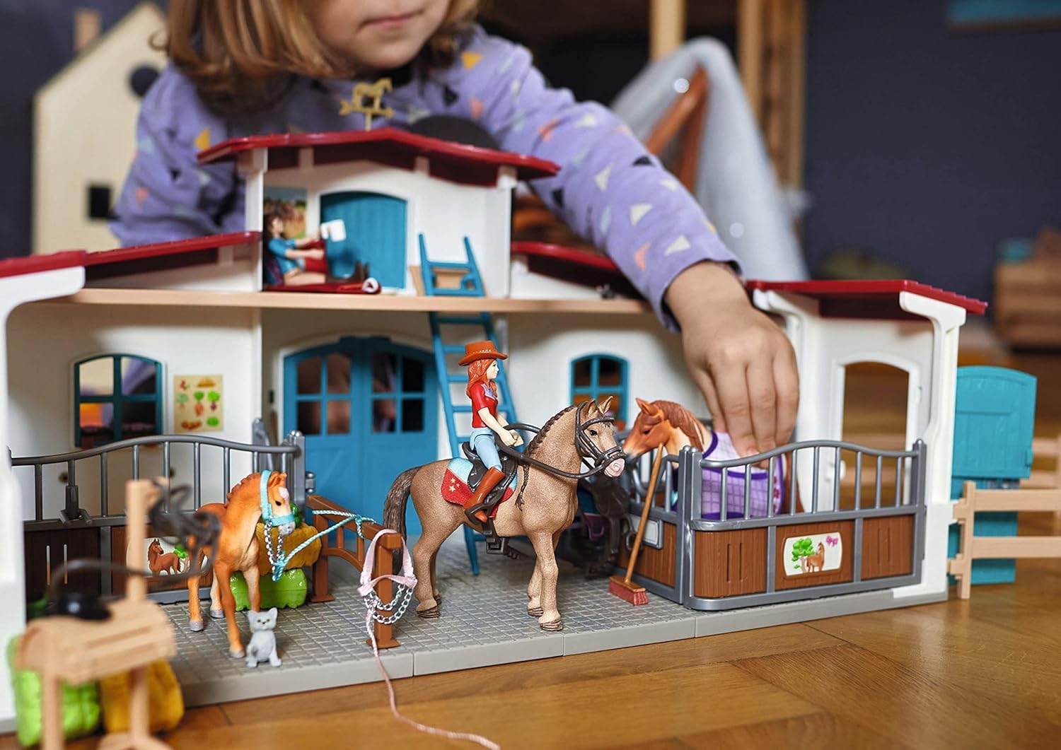 Foto 5 | Set de Juego Schleich Horse Club Lakeside De 115 Piezas con Caballos De Más De 5 - Venta Internacional