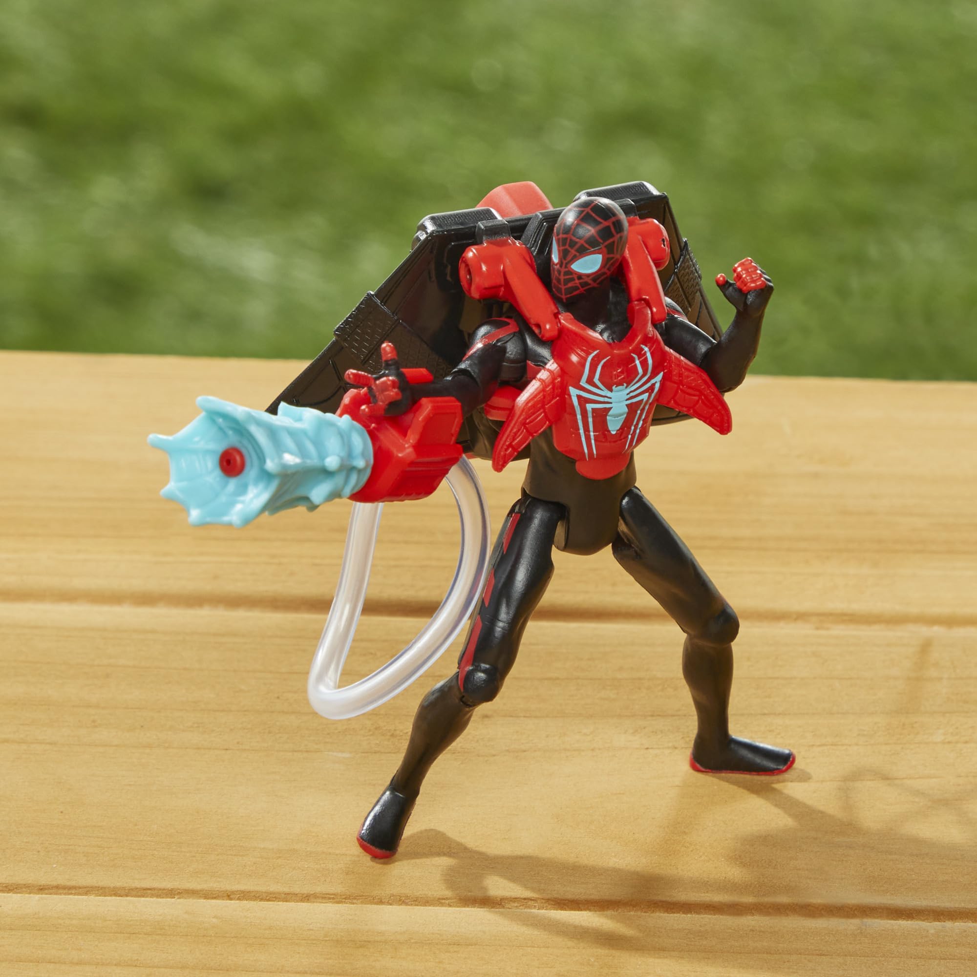 Foto 6 pulgar | Figura de Acción Marvel Spider-man Aqua Web Warriors Miles - Venta Internacional