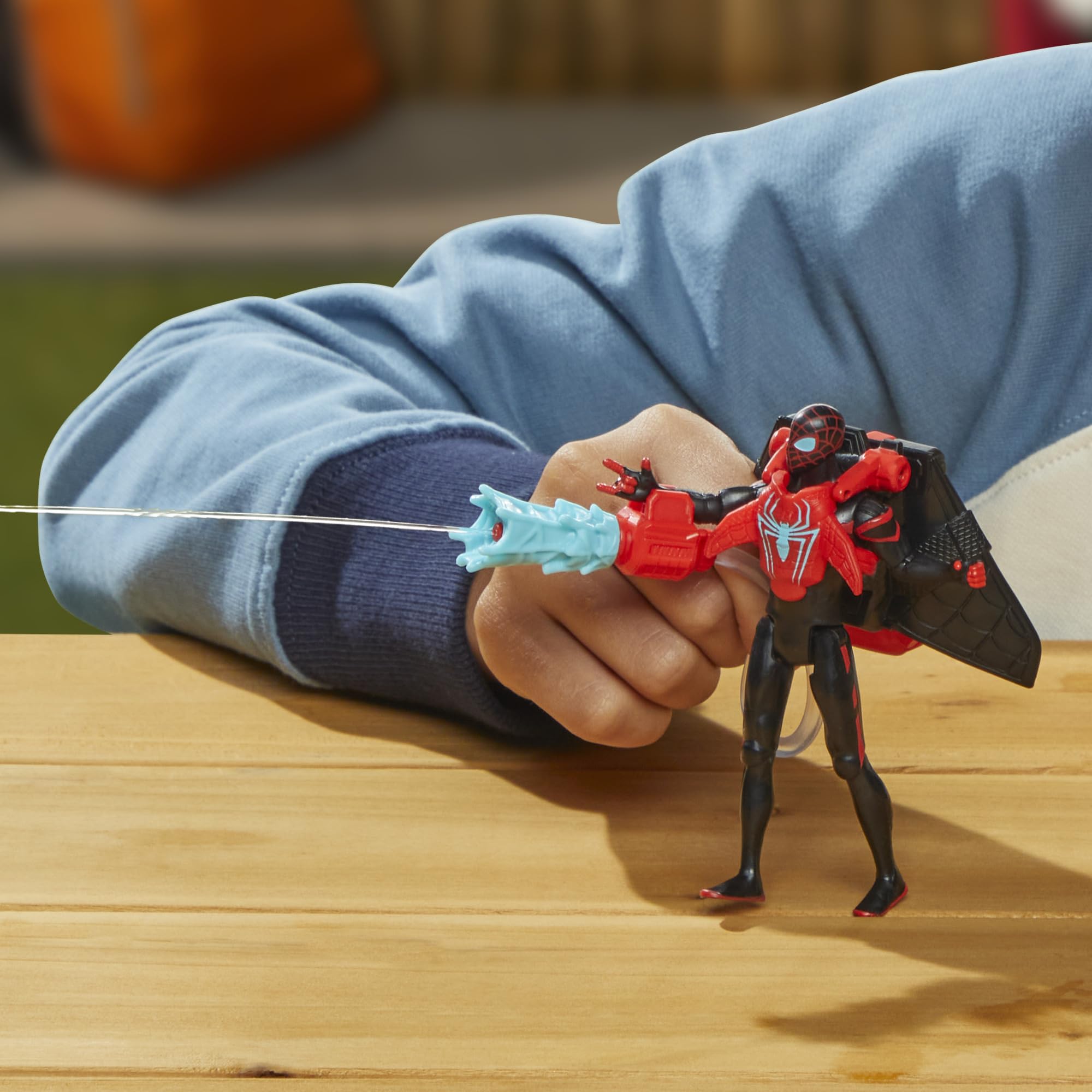 Foto 7 pulgar | Figura de Acción Marvel Spider-man Aqua Web Warriors Miles - Venta Internacional