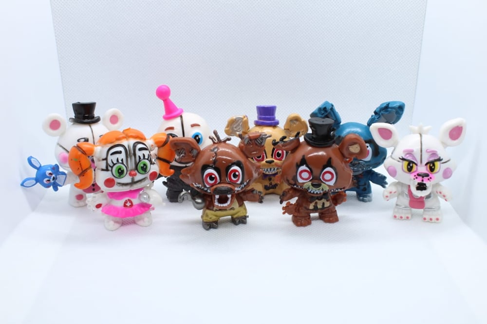 Foto 3 pulgar | Set de 8 Figuras Five Nights At Freddys- Venta Internacional
