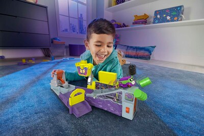 Foto 2 | Playset Fisher-price Dc Batwheels Legion Of Zoom con Rampa para Coche - Venta Internacional